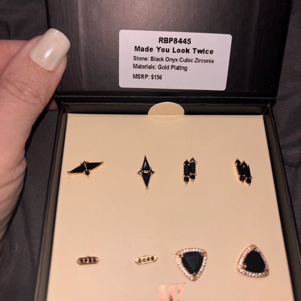 SIMPLY STUDS CLASSIC COLLECTION BRAND NEW